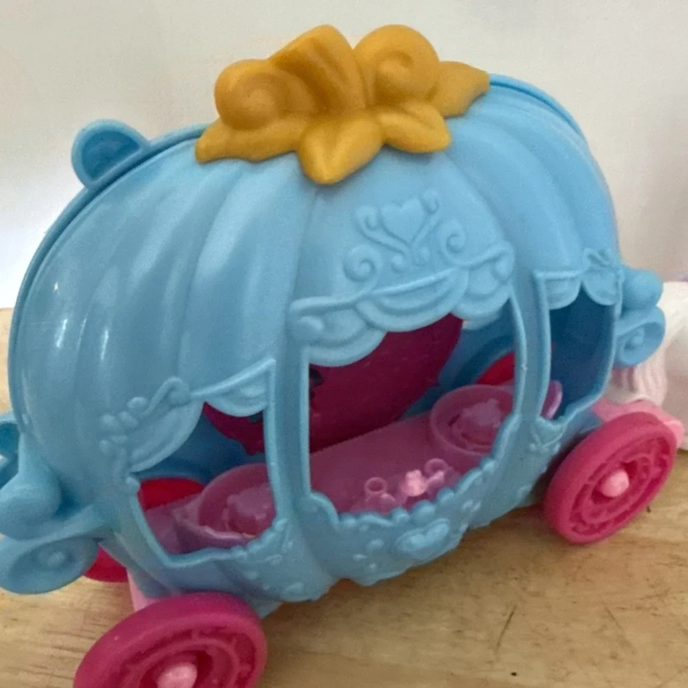Fisher Price Little People Disney Princess Cinderella Dancing Carriage Prince